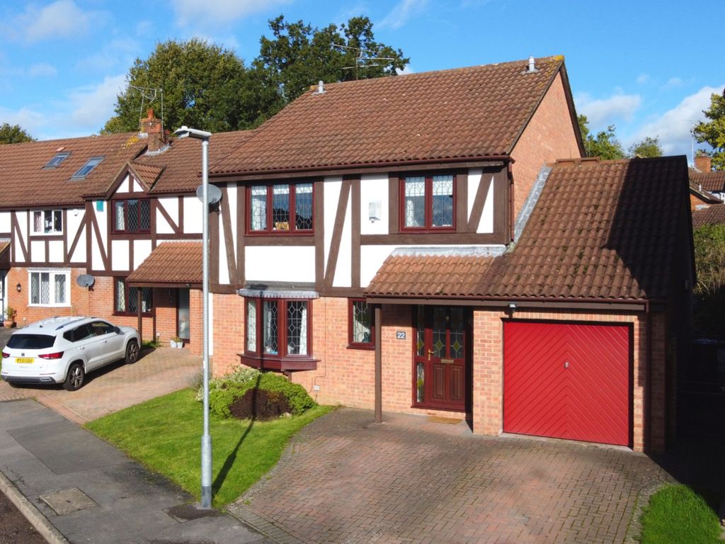 Somerville Close, Wokingham, Berkshire RG41  