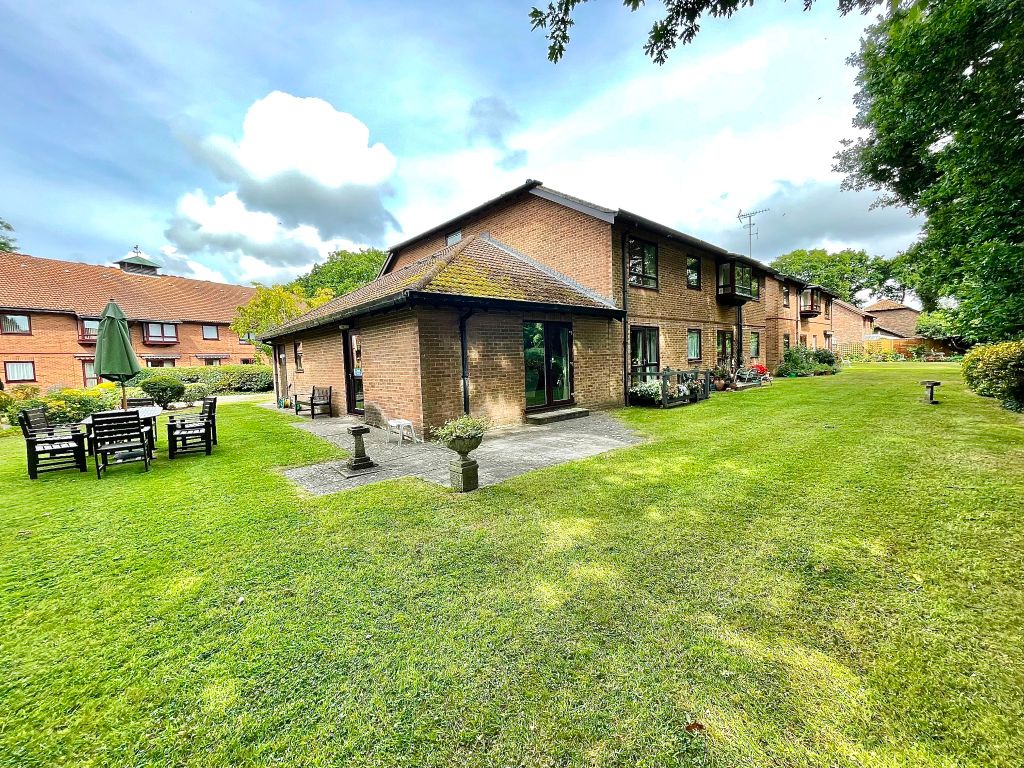 1 bed property for sale in Old Common Gardens, Locks Heath, Southampton