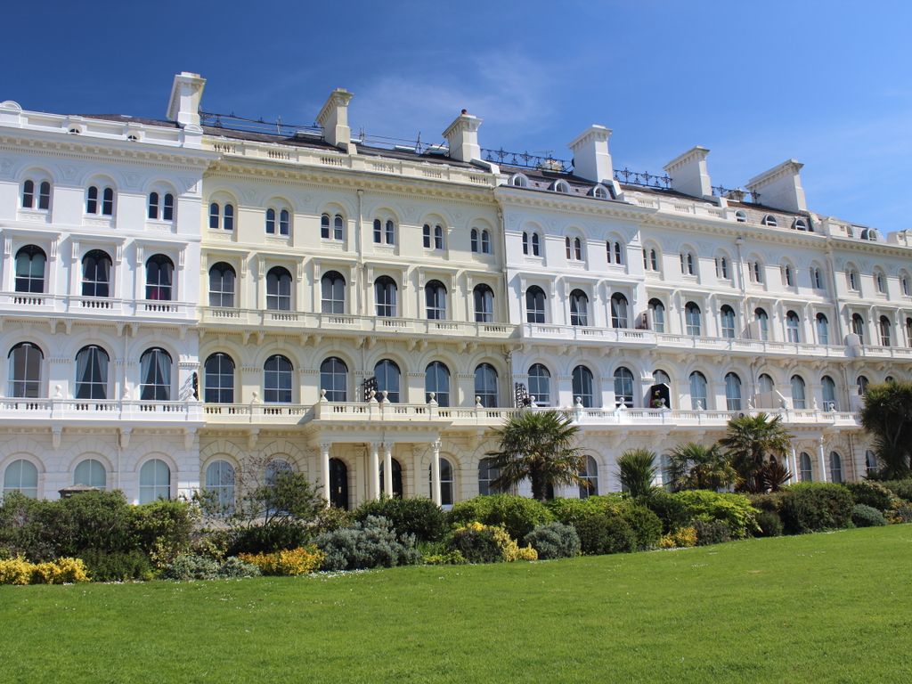 2 bed flat for sale in Elliot Terrace, The Hoe, Plymouth PL1 Zoopla