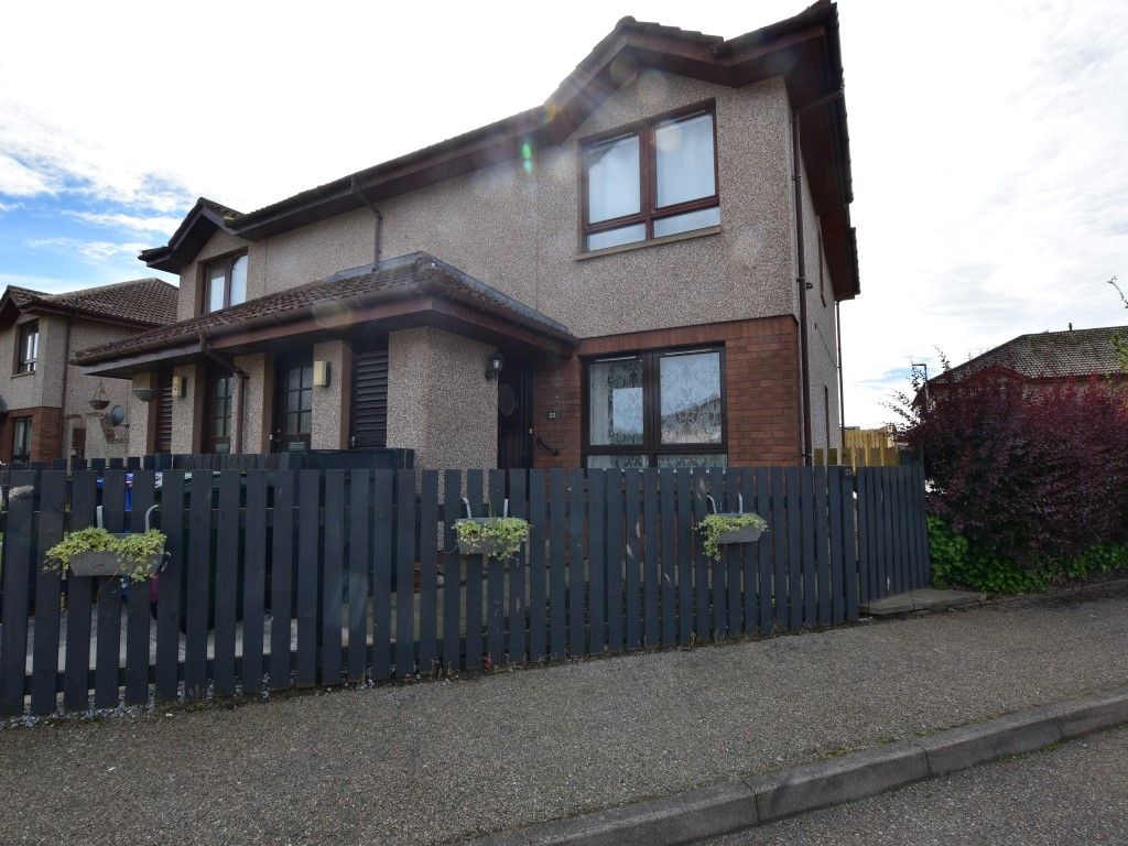 1 bed flat for sale in Ashgrove Place, Elgin IV30, £90,000 Zoopla