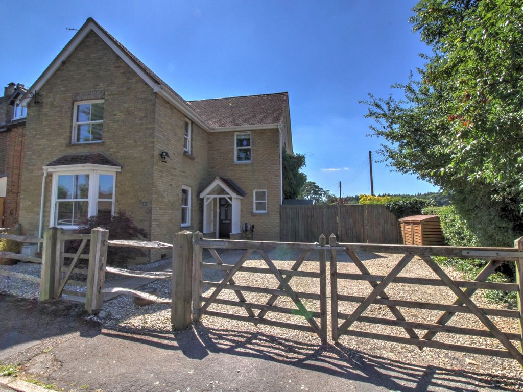 4 bed detached house for sale in Tweed Lane, Strood Green, Betchworth