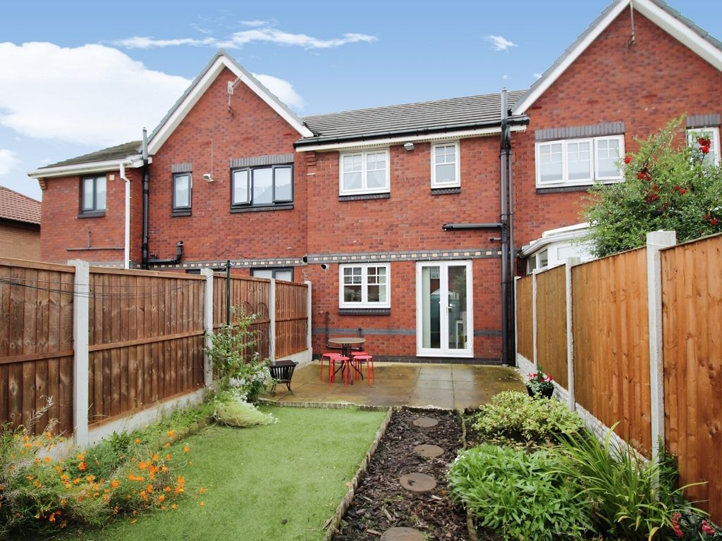 2 bed semidetached house to rent in Barmouth Way, Liverpool L5, £900