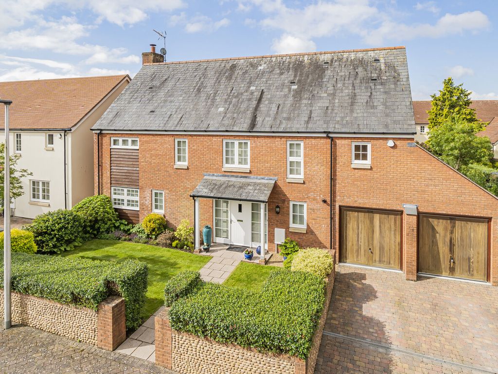 4 bed detached house for sale in Gilbrook Close, Woodbury, Exeter