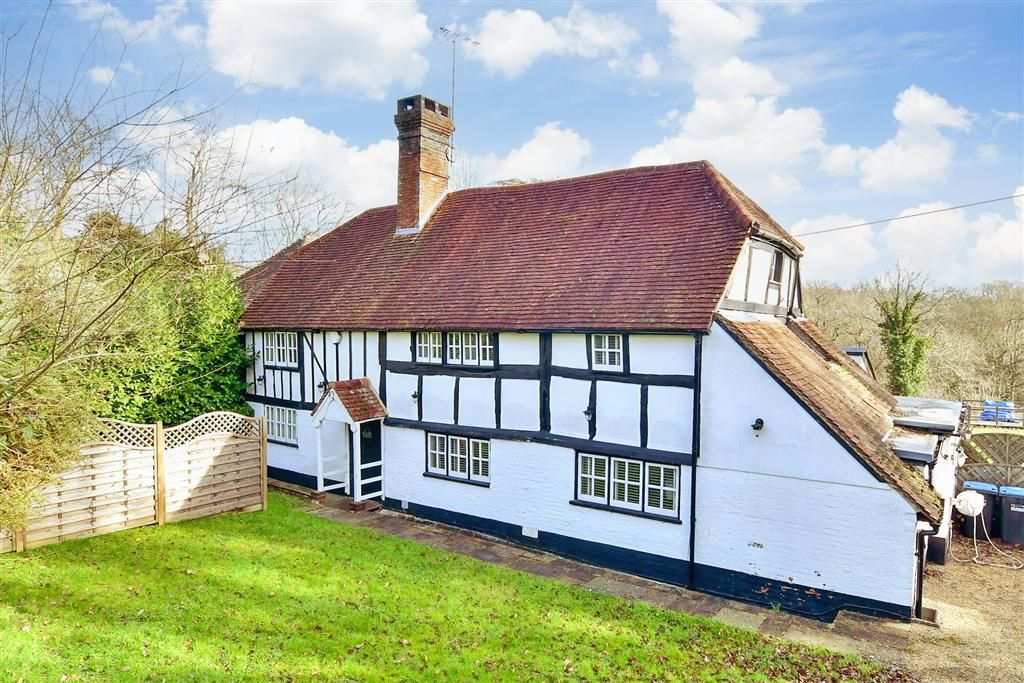 4 bed property for sale in Ardingly Road, West Hoathly, East Grinstead