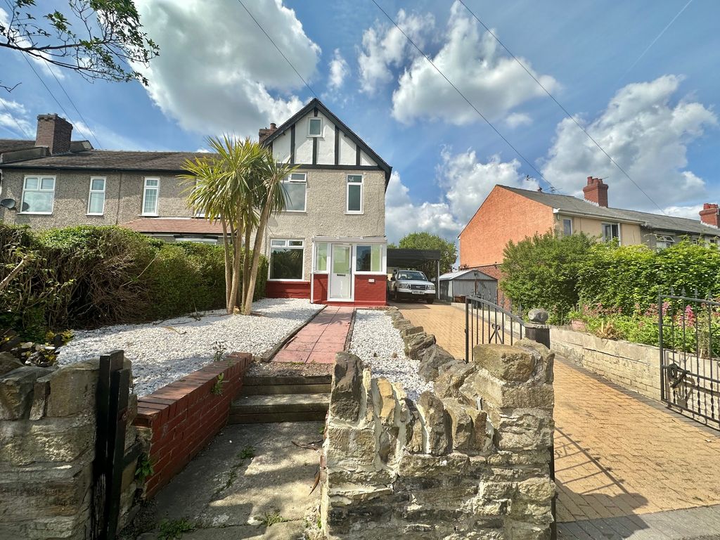 4 bed end terrace house to rent in Long Lane, Huddersfield HD5 Zoopla