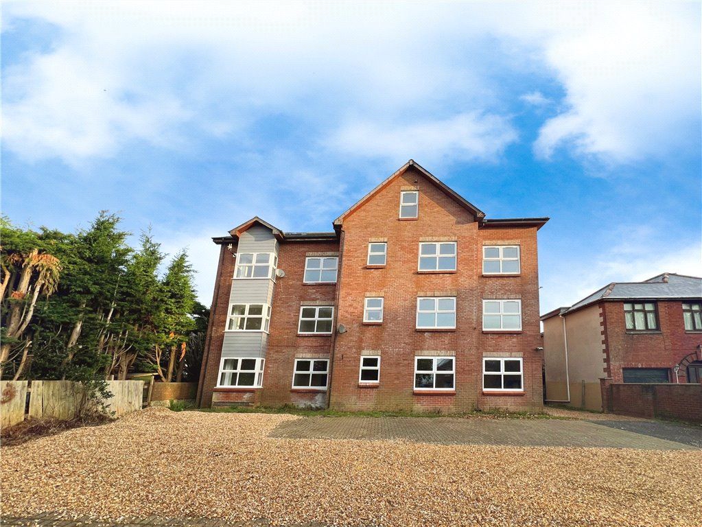 1 bed flat for sale in York Avenue, East Cowes, Isle Of Wight PO32, £