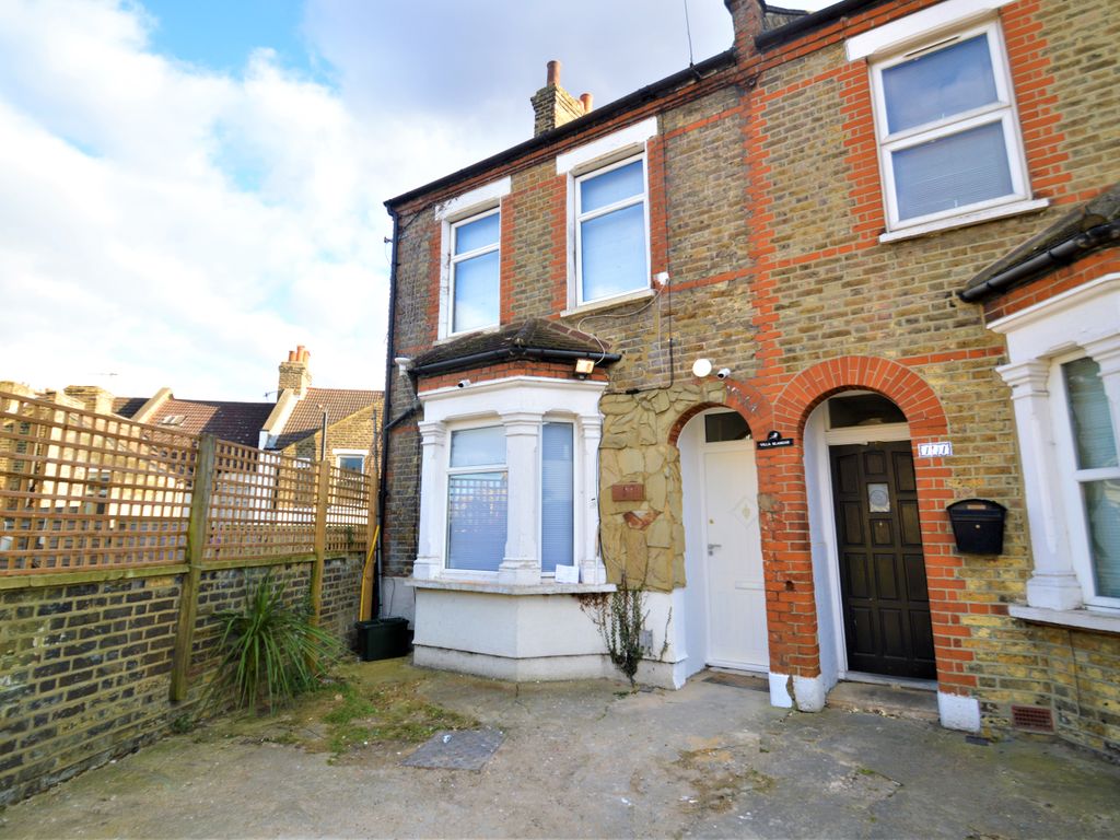 2 bed semidetached house for sale in Parkdale Road, London SE18 Zoopla