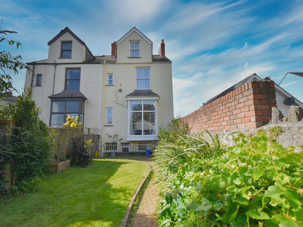 6 bed town house for sale in Southside, Picton Road, Tenby SA70, £