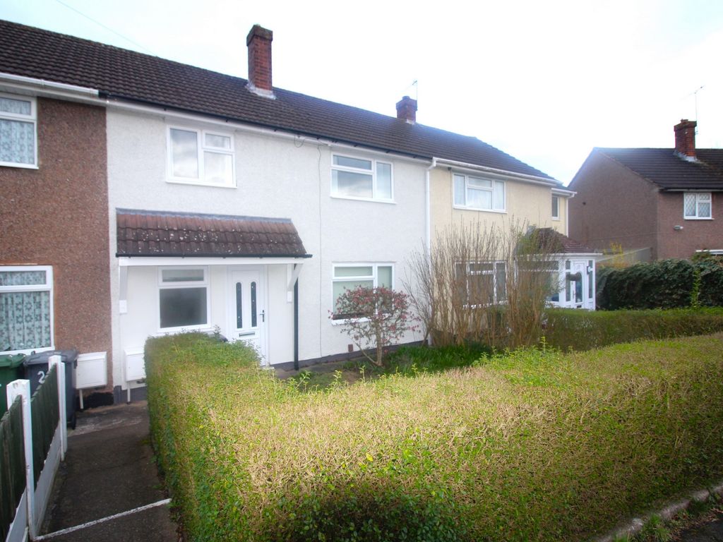 3 bed terraced house to rent in Queen Elizabeth Road, Kidderminster