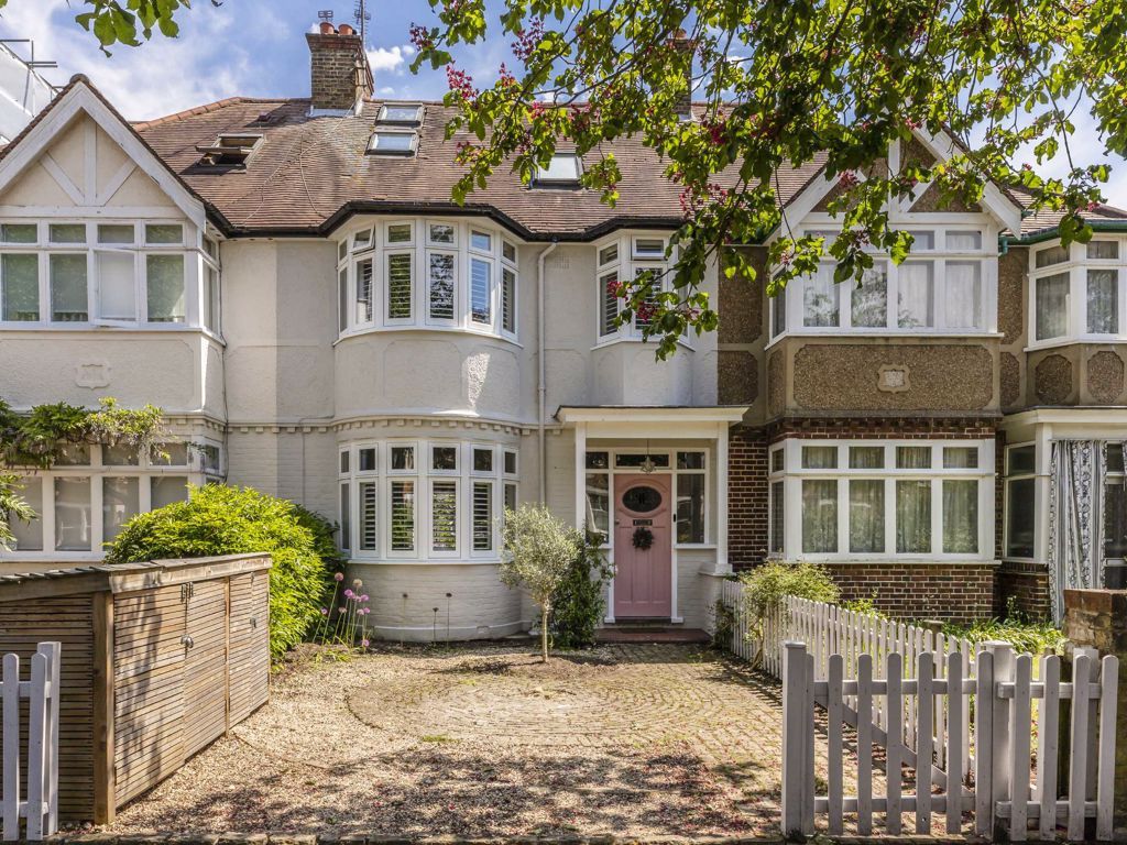 6 bed terraced house for sale in Clarence Road, Teddington TW11 Zoopla