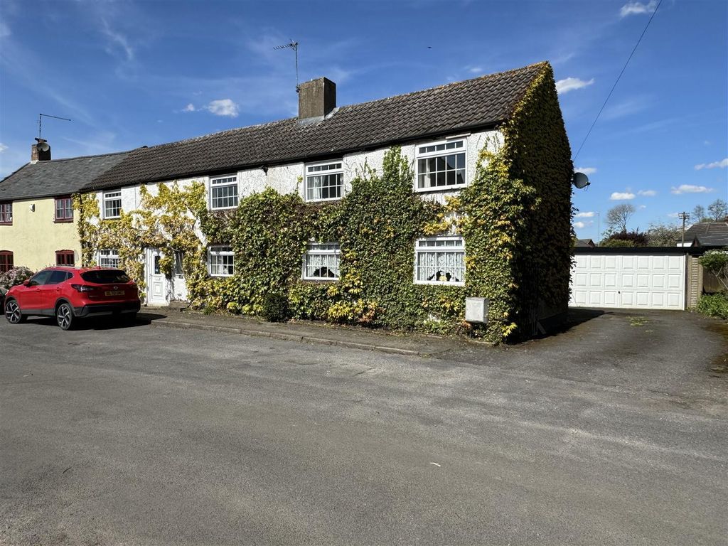 3 bed property for sale in School Lane, Sharnford, Hinckley LE10, £280,000 Zoopla