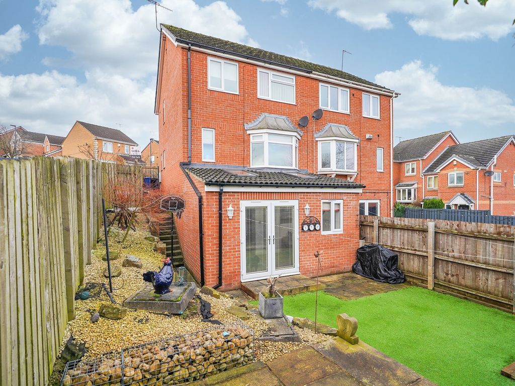 3 bed semidetached house for sale in Rookery Close, Deepcar S36, £