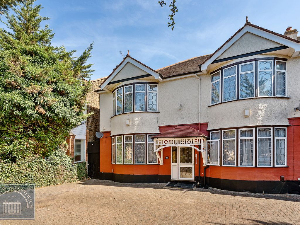 5 bed semidetached house for sale in Aldersbrook Road, London E12 Zoopla