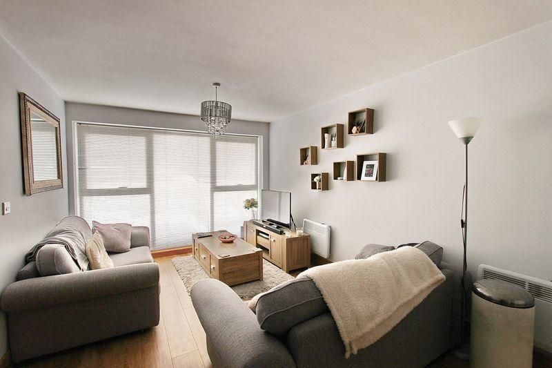 2 bed flat to rent in Albion Mews, Clifton Road, Prestwich, Manchester M25, £1,150 pcm Zoopla