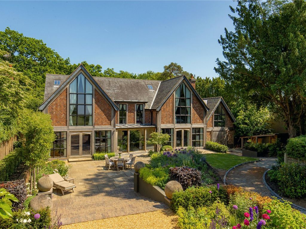 6 bed detached house for sale in Park Hill, Gaddesby, Leicester