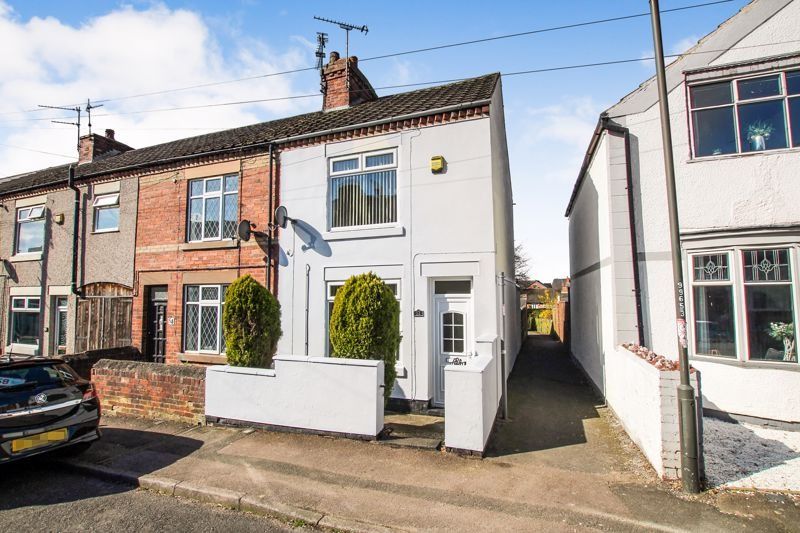 2 bed end terrace house to rent in Downing Street, South Normanton