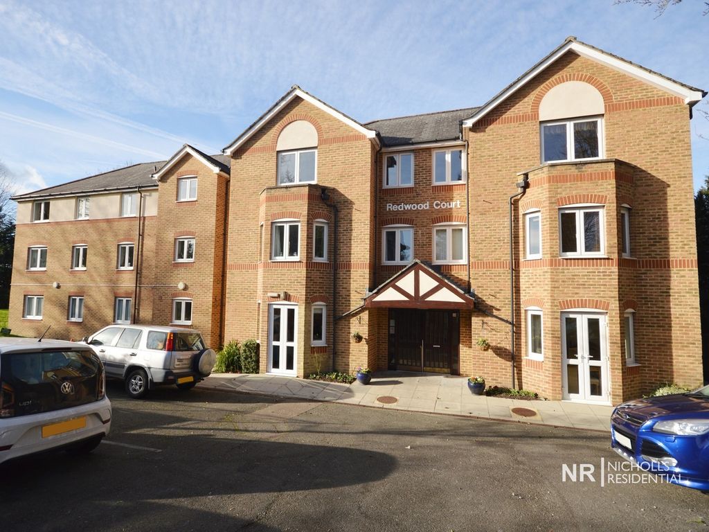 1 bed flat for sale in Epsom Road, Epsom, Surrey. KT17 Zoopla
