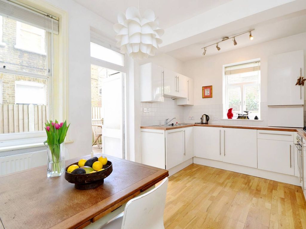 Hackford Road, Brixton, London SW9  