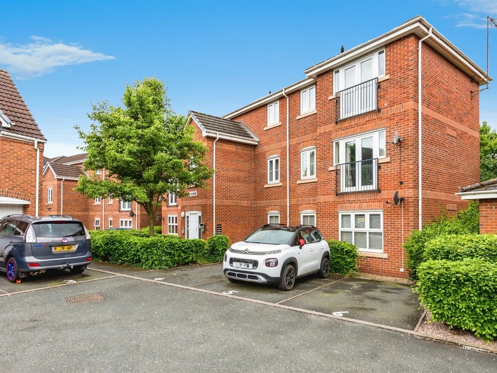 2 bed flat for sale in Meander Close, Wilnecote, Tamworth B77, £160,000 Zoopla