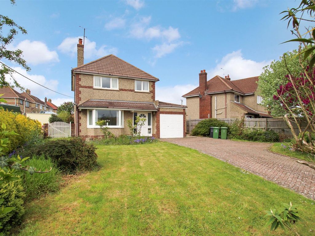 3 bed detached house for sale in Perry's Lane, Wroughton, Swindon SN4