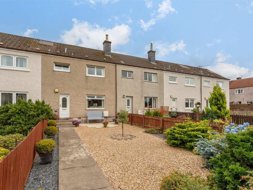 2 bed terraced house for sale in Churchill Road, Kinross KY13 Zoopla