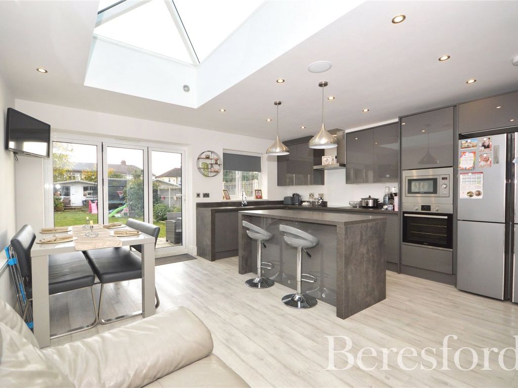 3 bed terraced house for sale in Woodfield Drive, Gidea Park RM2, £