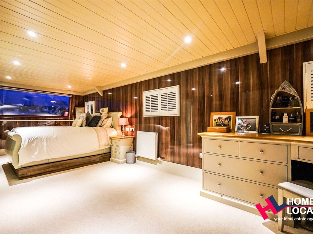 2 bed country house for sale in St Osyth Boatyard, Mill Lane, Clacton