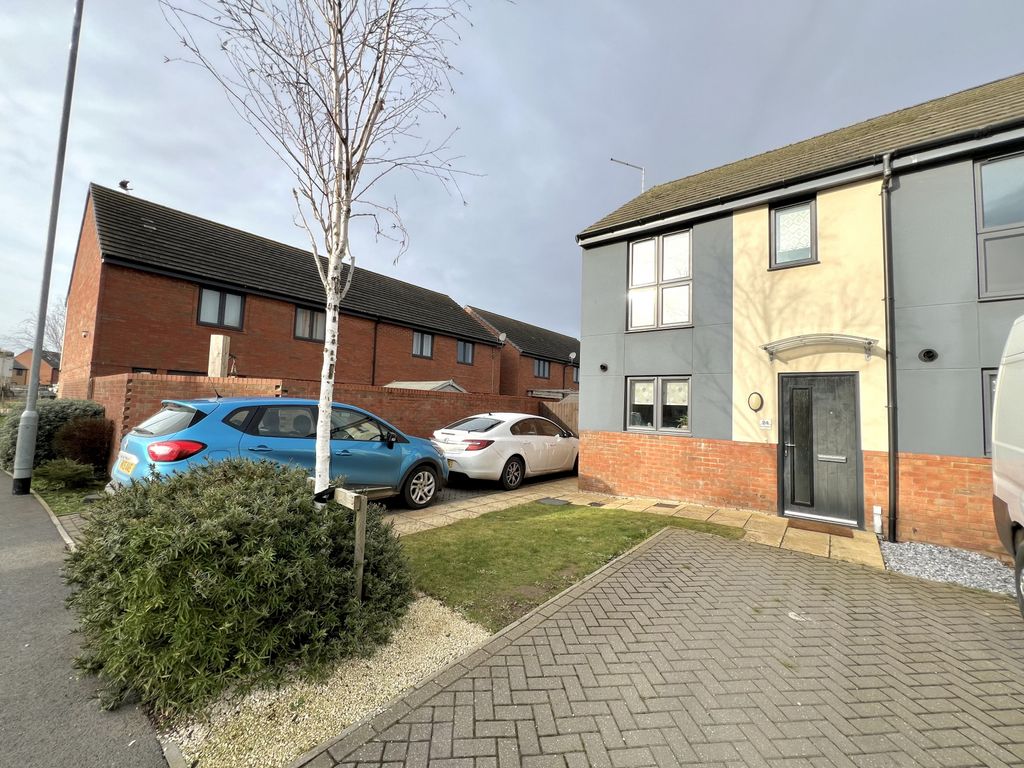 2 bed end terrace house for sale in Chamberlain Way, Peterborough PE4