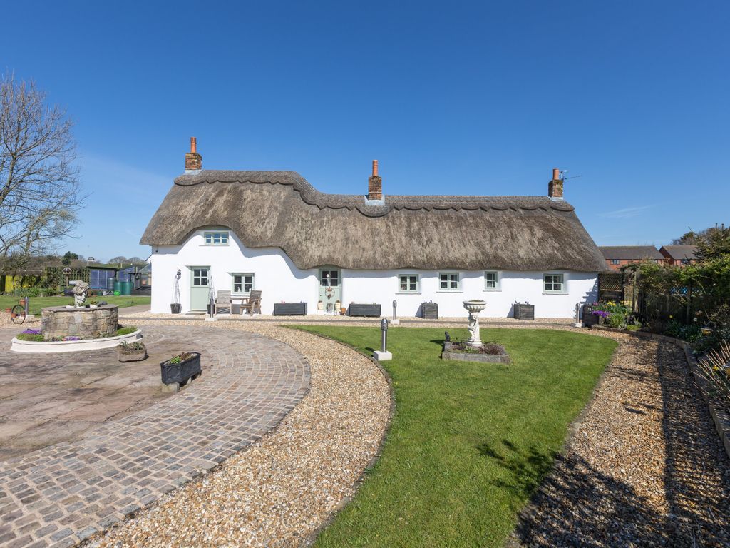 3 bed detached house for sale in Field House Lane, Pilling PR3 Zoopla