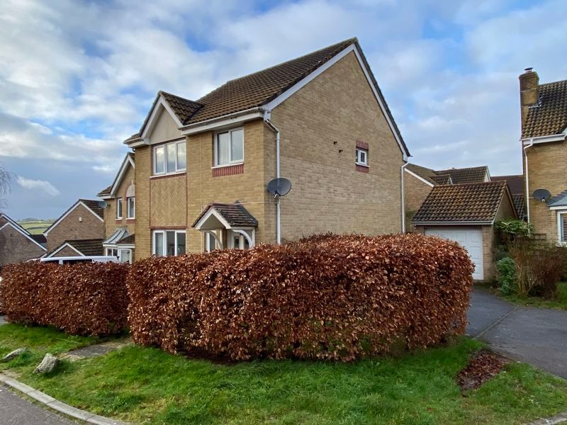 3 bed detached house for sale in Balmoral Crescent, Okehampton EX20 Zoopla
