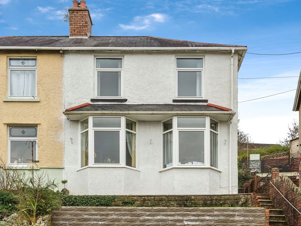 3 bed semidetached house for sale in Danygraig Road, Neath SA11, £