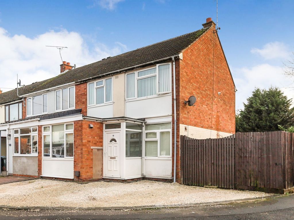 4 bed end terrace house for sale in The Glade, Off Broad Lane, Coventry