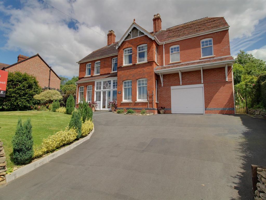 4 bed detached house for sale in Stroud Road, Gloucester GL4, £699,950