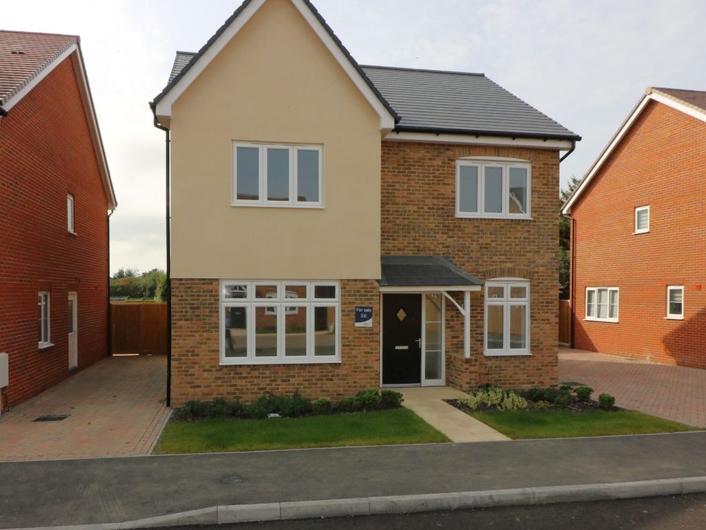 New home, 4 bed detached house for sale in Butterfield Way, Ash