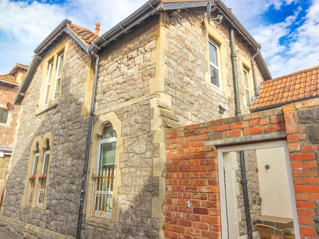 3 bed terraced house for sale in Kings Lane, WestonSuperMare