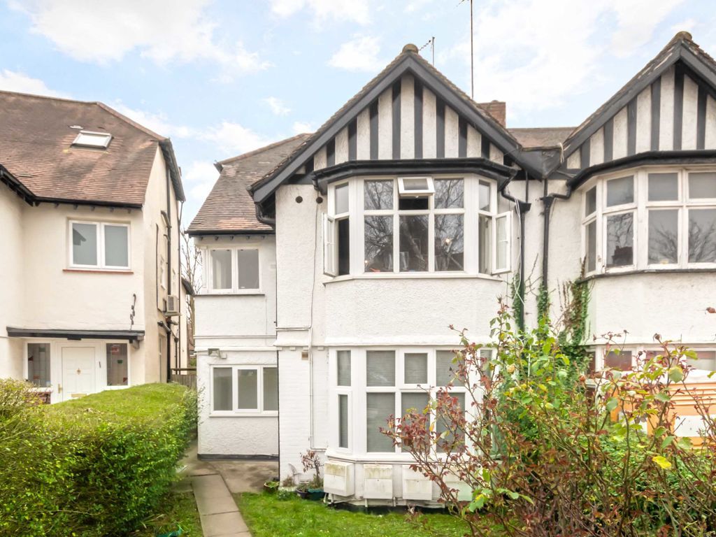 Studio to rent in Wentworth Road, London NW11, £1,096 pcm Zoopla