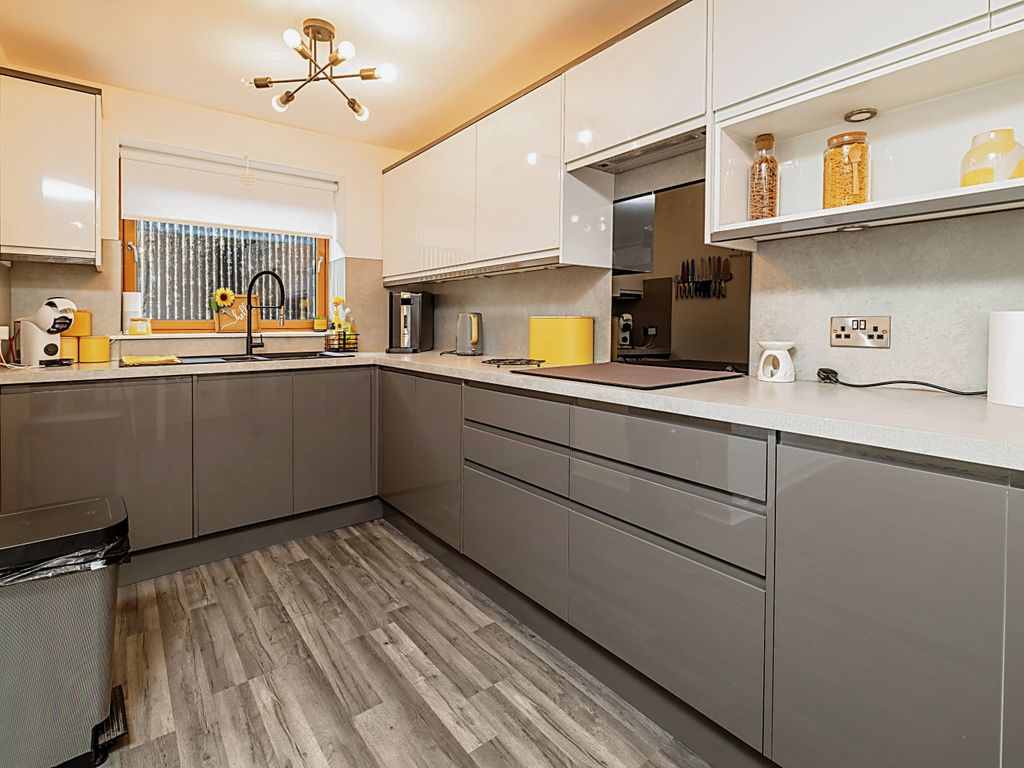 3 bed for sale in Murray Street, Montrose, Angus DD10 Zoopla