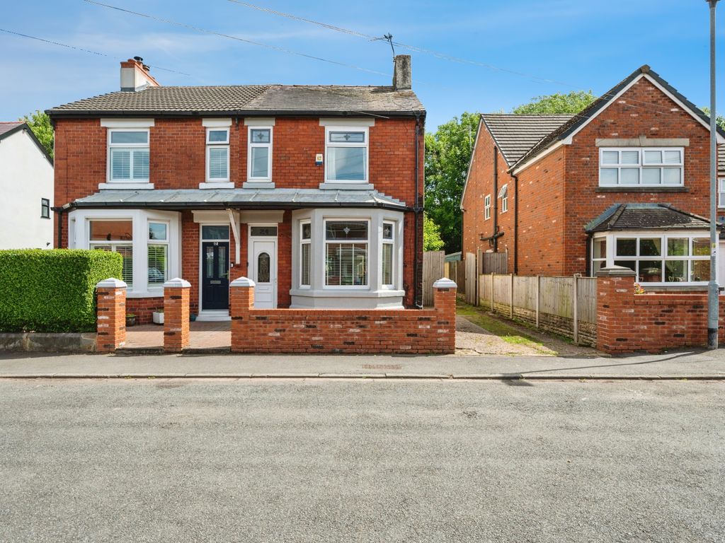 3 Bed Semi Detached House For Sale In Station Road Penketh Warrington