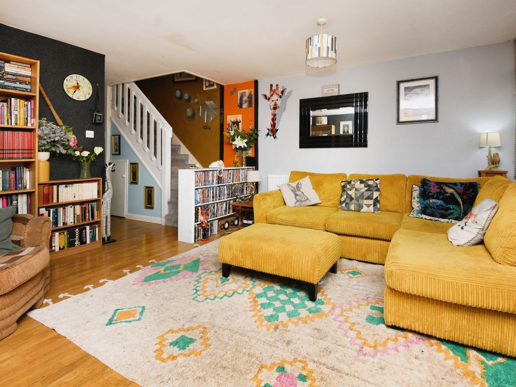 Railway Square, Brentwood CM14