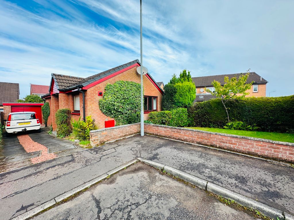 2 bed bungalow for sale in Crabb Quadrant, Motherwell ML1, £125,000