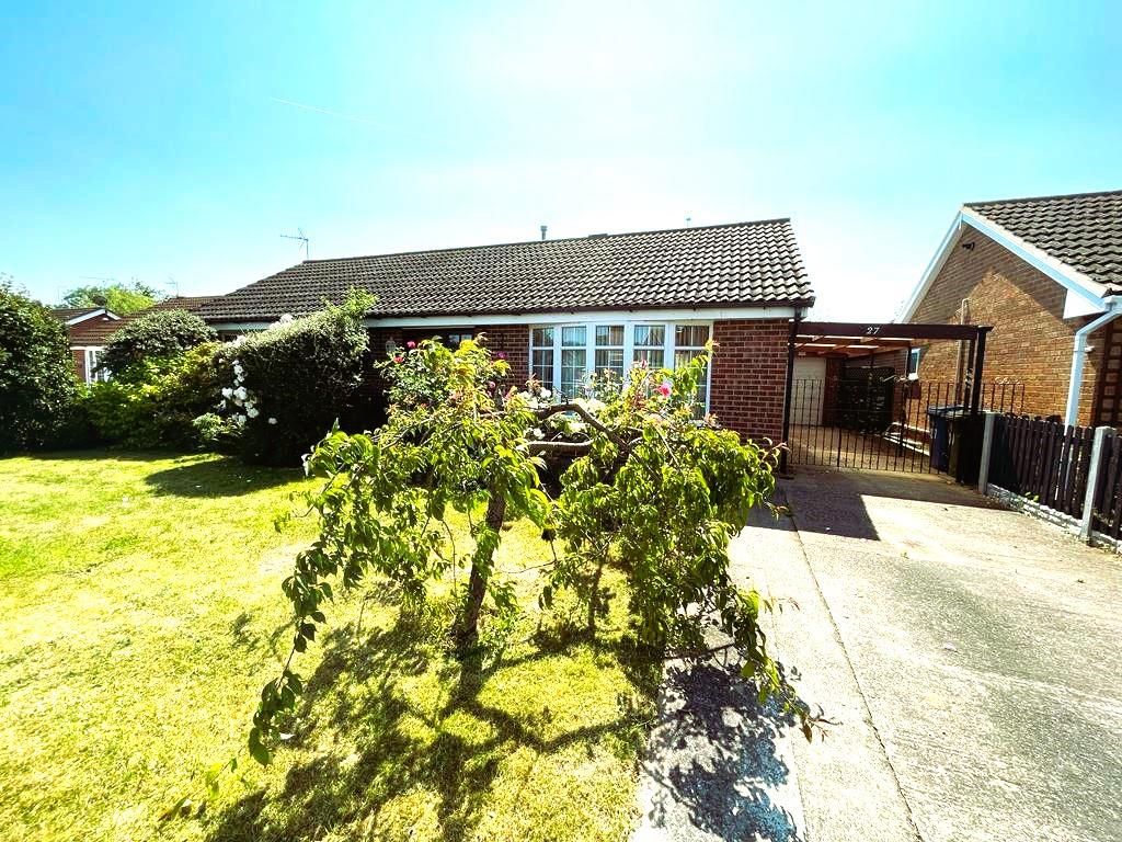 3 bed detached bungalow for sale in The Paddocks, Beckingham, Doncaster
