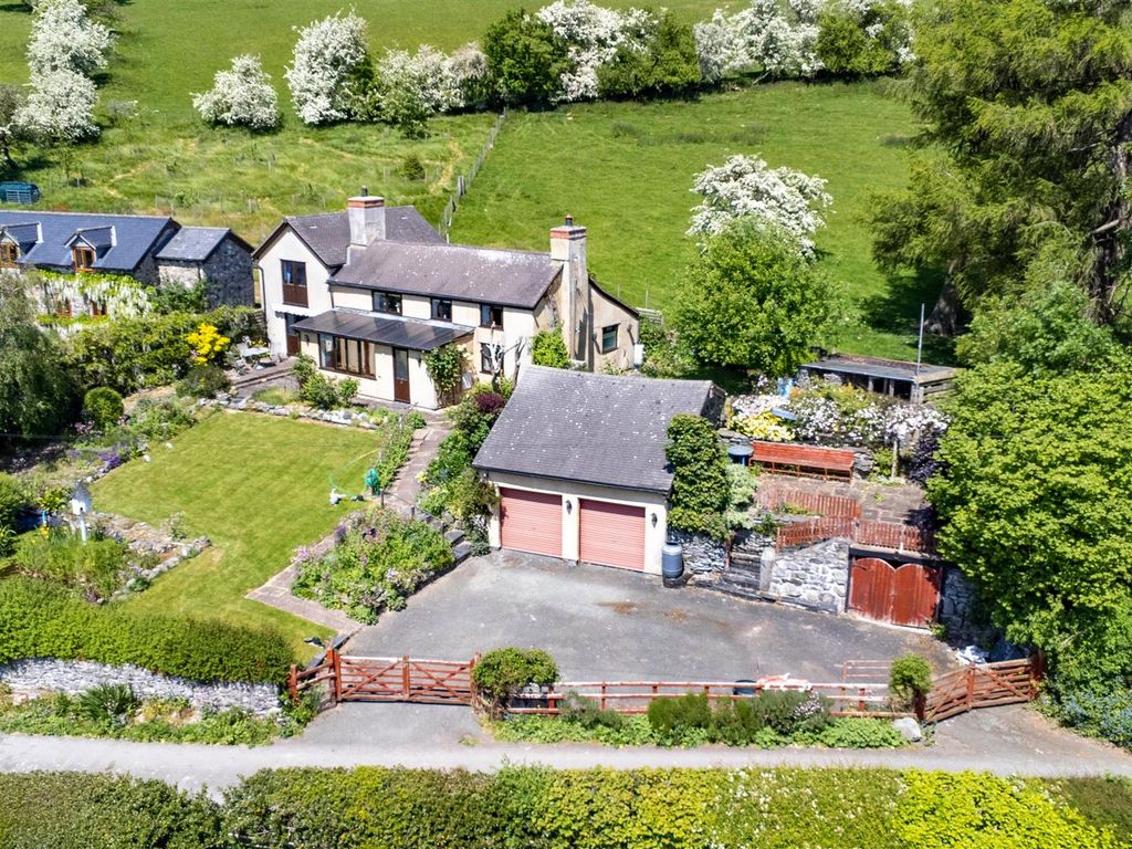 3 bed cottage for sale in Llanrhaeadr Ym Mochnant, Oswestry SY10 Zoopla