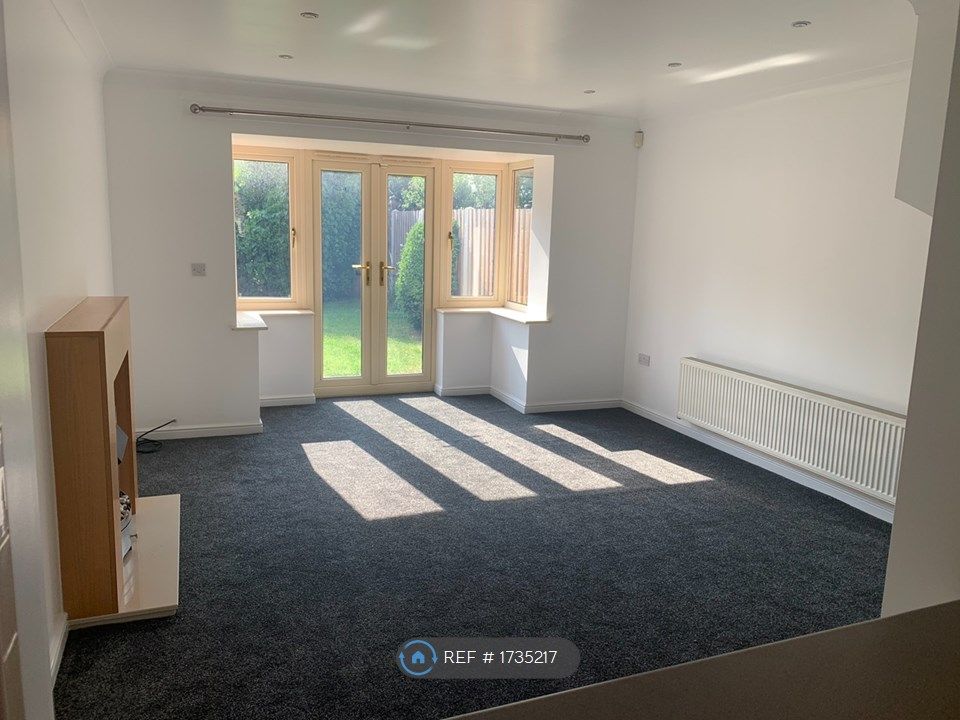 3 bed terraced house to rent in Old Oaks View, Barnsley S70 Zoopla