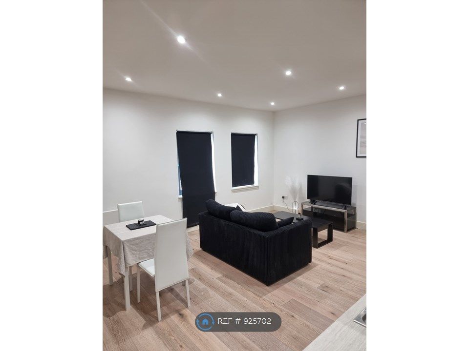 1 bed flat to rent in Mondial Way, Harlington, Hayes UB3 Zoopla