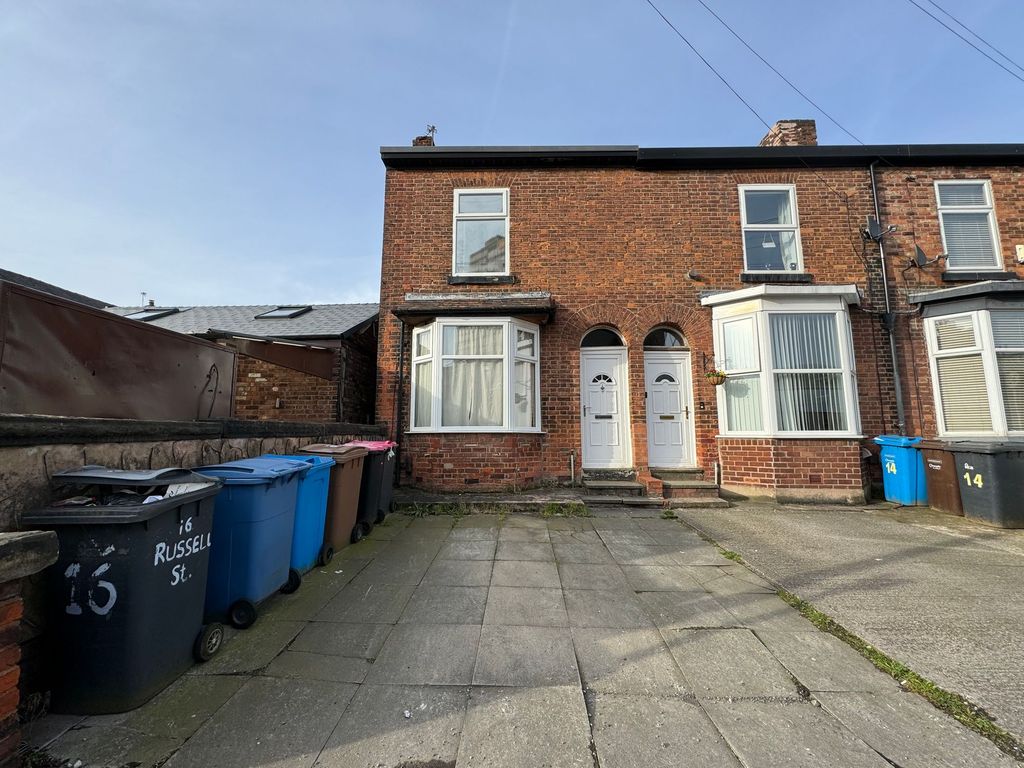 3 bed end terrace house for sale in Russell Street, Eccles M30, £