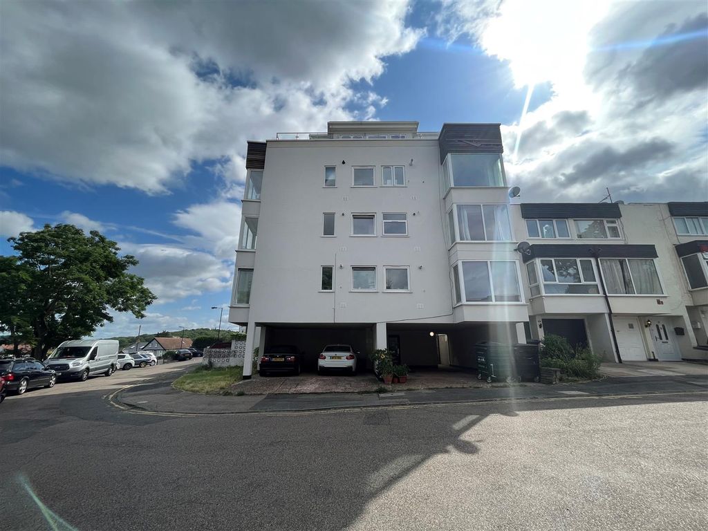 1 bed flat to rent in Echo Heights, Chingford, London E4 Zoopla