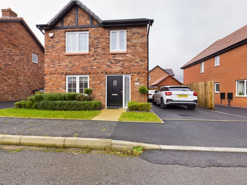 3 bed detached house for sale in Badger Vale, Wollaton, Nottingham NG8