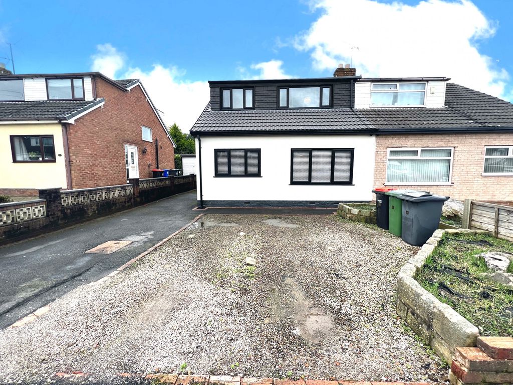 4 bed semidetached house for sale in Dover Gardens, Carleton FY6 Zoopla
