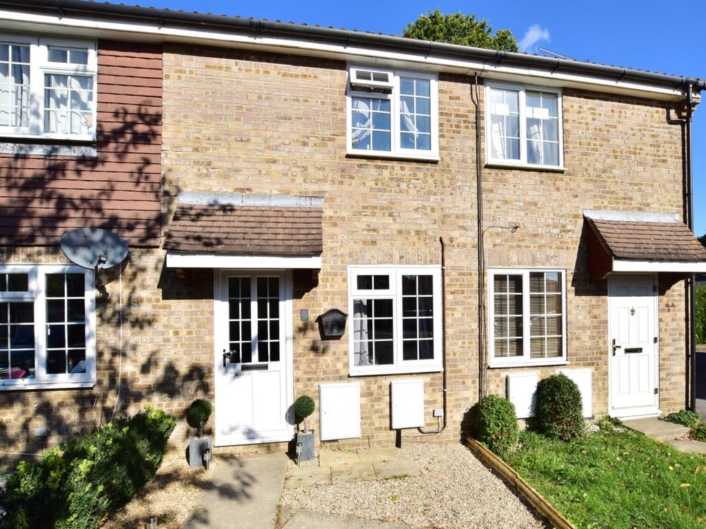 1 bed terraced house to rent in The Laurels, Southwater, Horsham RH13