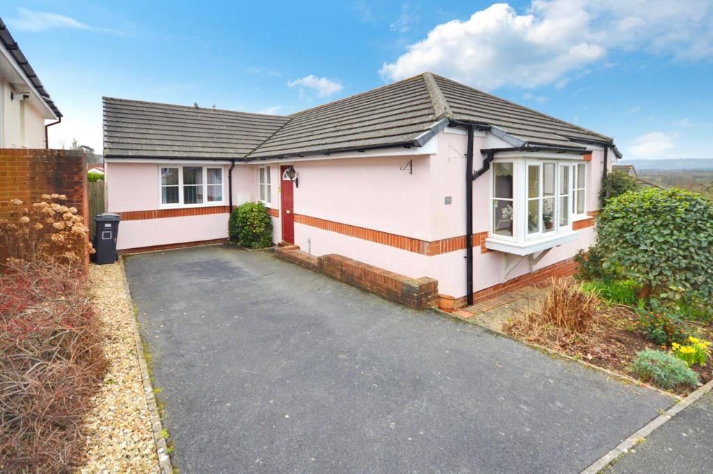 3 bed detached bungalow for sale in De Tracey Park, Bovey Tracey, Newton Abbot, Devon TQ13 Zoopla